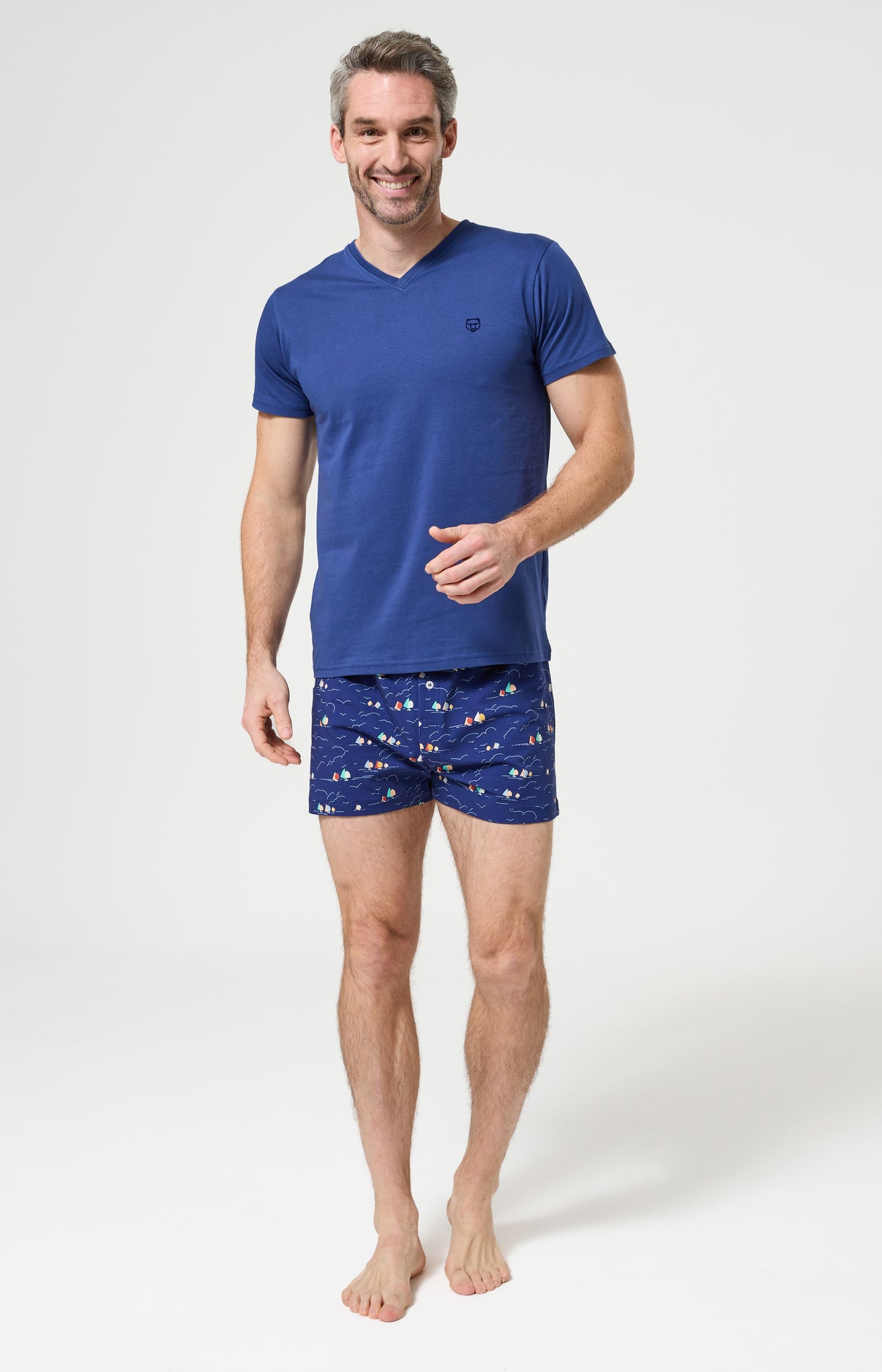 arthur-le-club-tranquill-t-cale-on-nuit-marine-jersey image 5