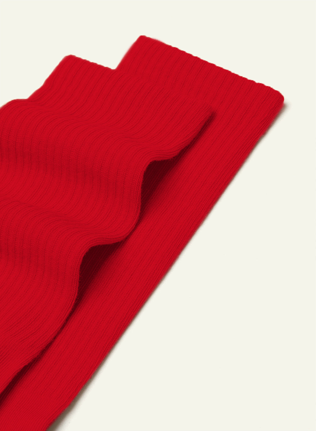 archiduchesse-bouclette-rouge-cardinal-chaussettes-chaudes image 4