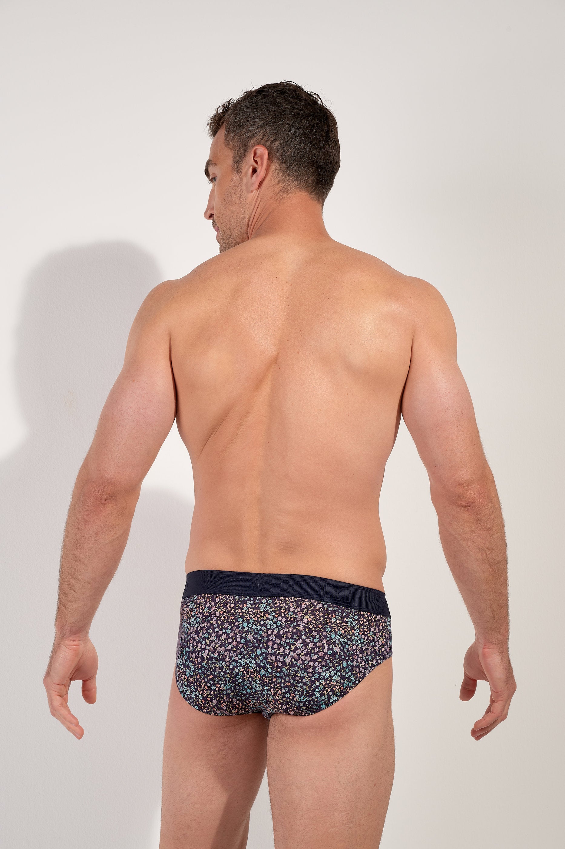hom-vineyard-403127-mini-slip-homme-marine-fleuri-coton-modal image 3