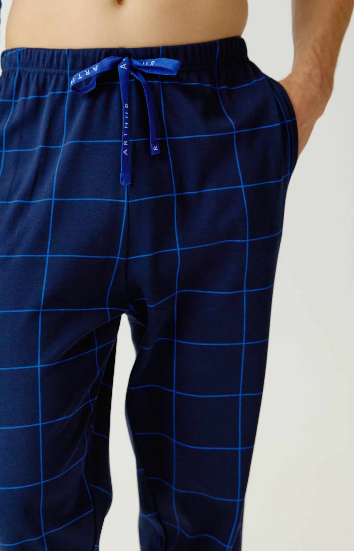 arthur-bob-windsor-pyjama-long-homme-coton-bio-marine image 8