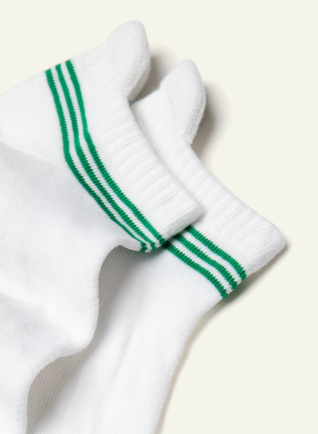 archiduchesse-bouclette-sportif-du-dimanche-chaussettes-vertes image 5