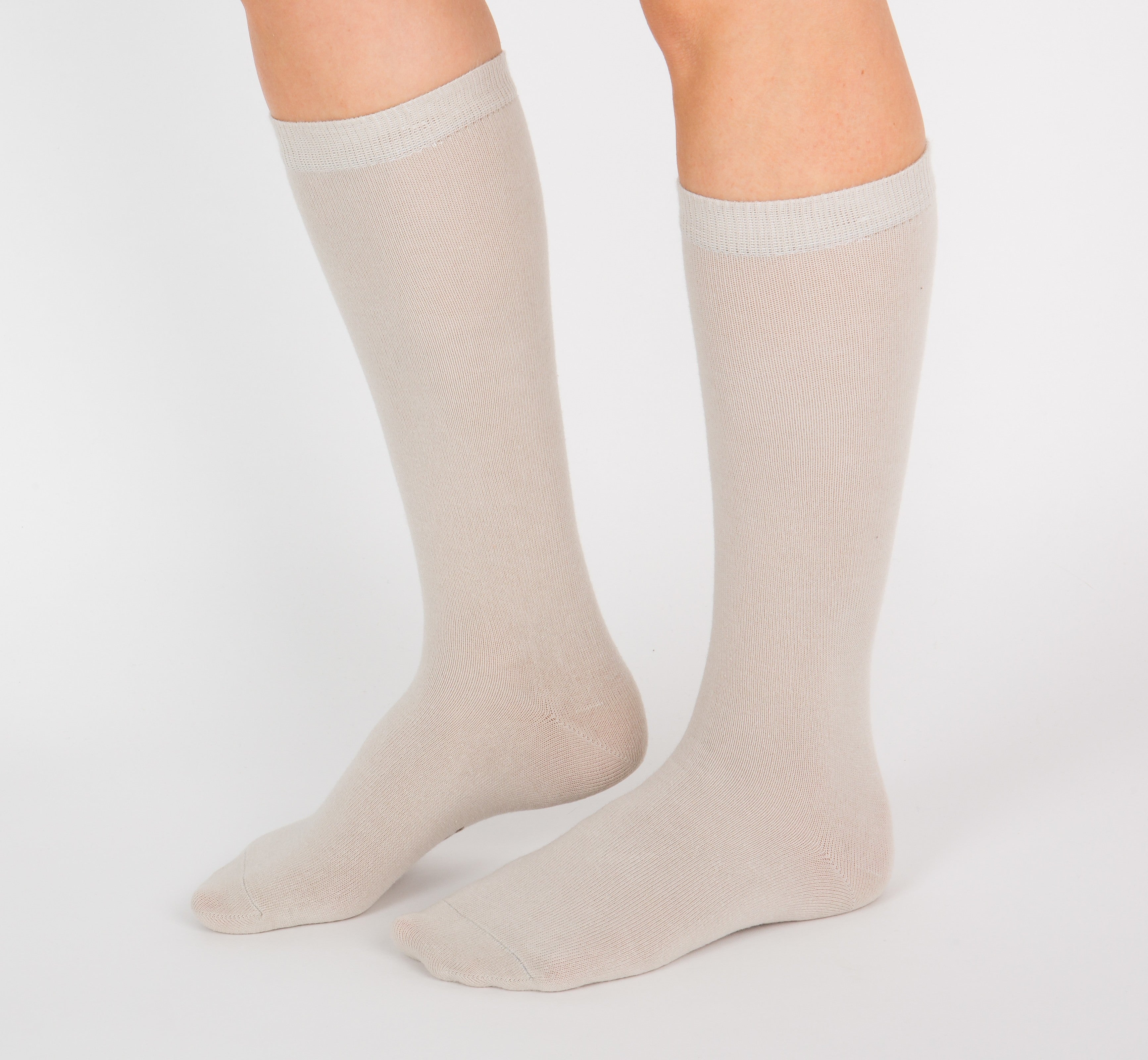 archiduchesse-de-ville-beige-bout-ficelle-chaussettes-coton image 6