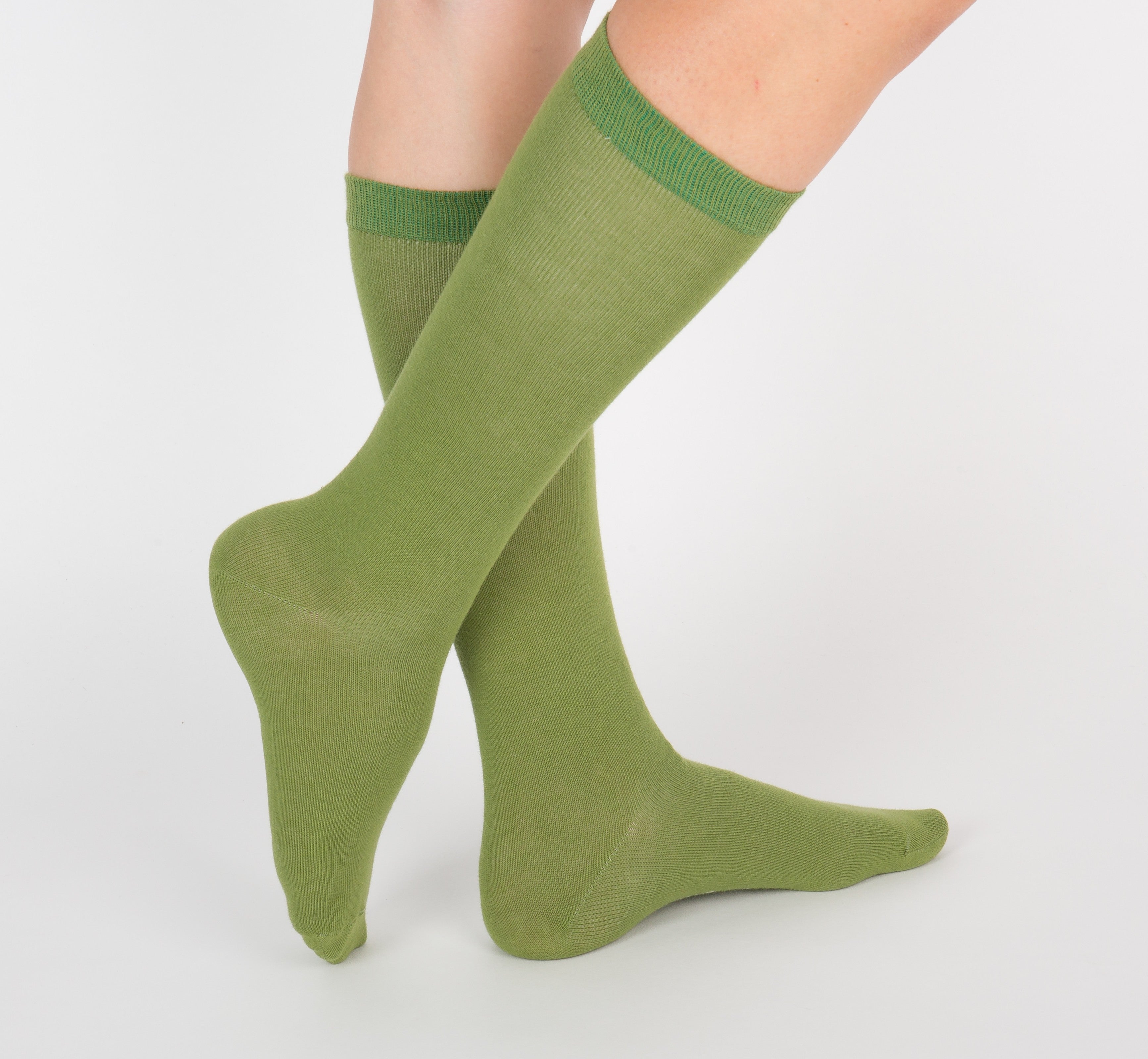 archiduchesse-de-ville-vert-olive-chaussettes-coton-mi-hautes image 4