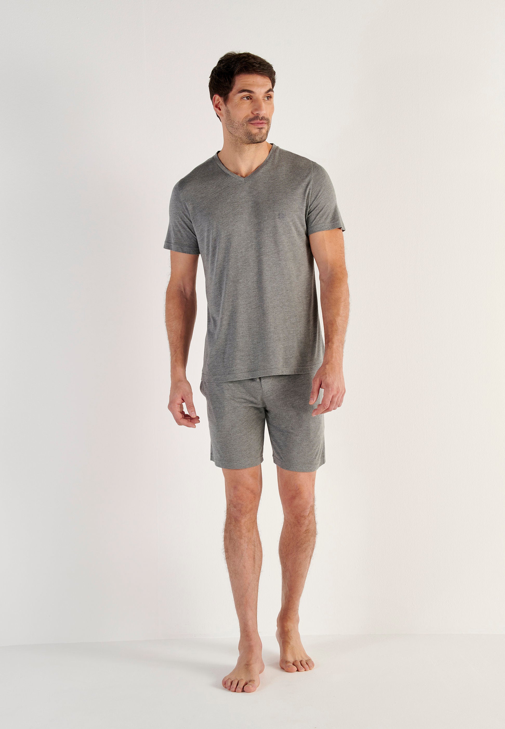 hom-cocooning-402184-t-shirt-col-v-gris-100-modal image 4