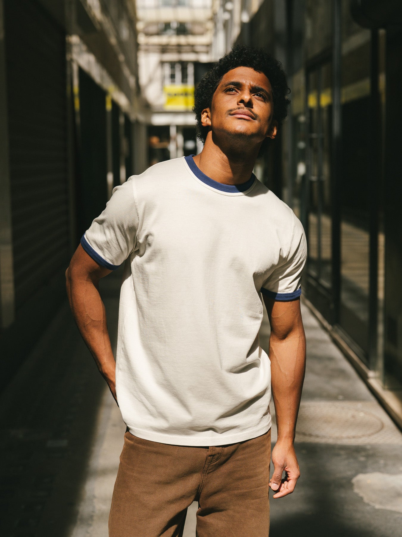 p-trone-varsity-t-shirt-manches-courtes-bleu-marine image 3