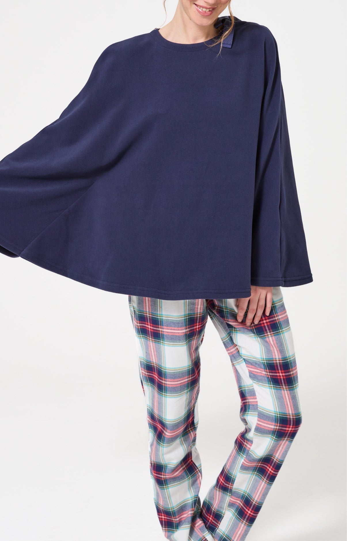 arthur-bob-marilou-poncho-femme-marine-tu-micropolaire image 4