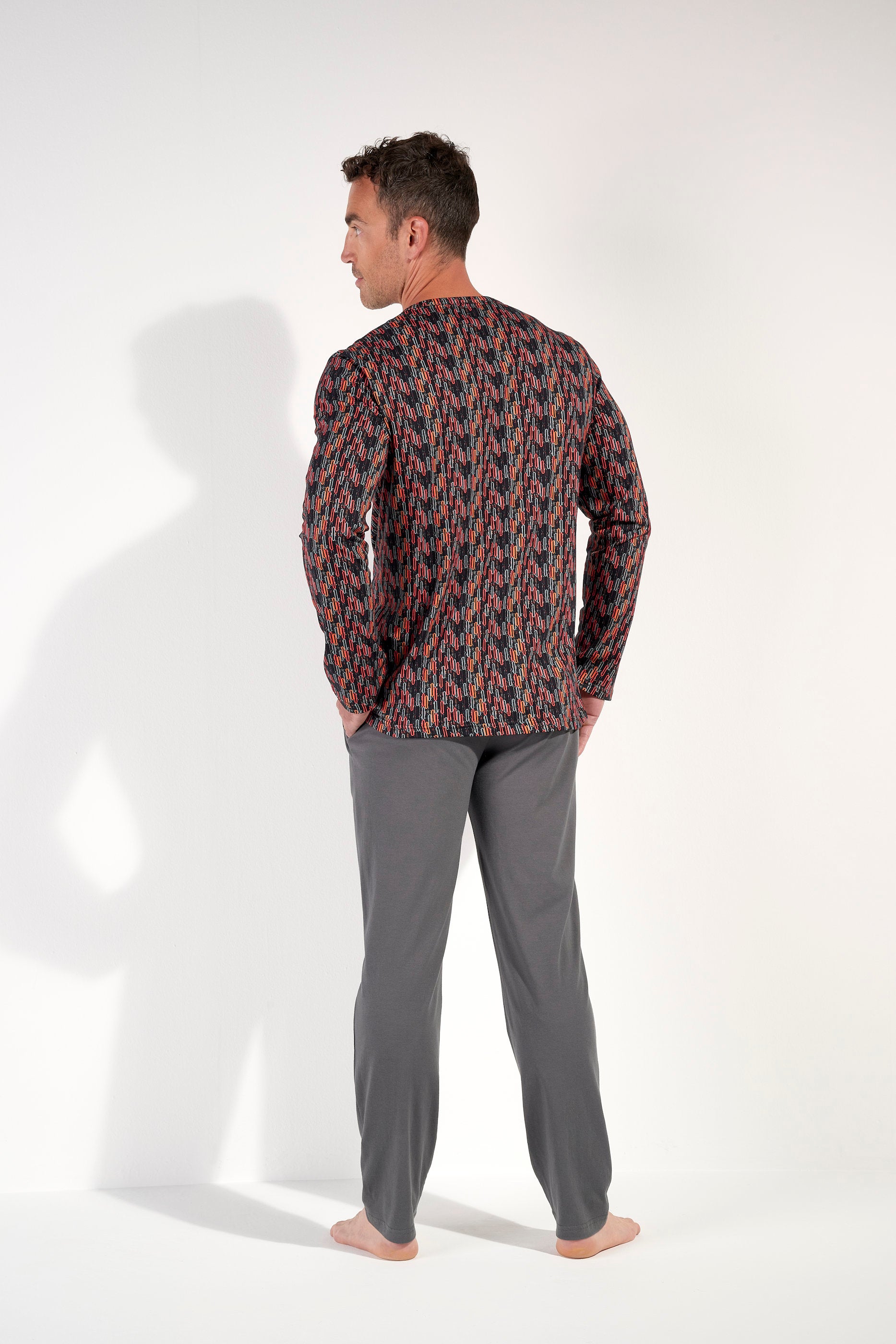hom-modal-comfort-westgate-403120-pyjama-long-homme-rouge image 6