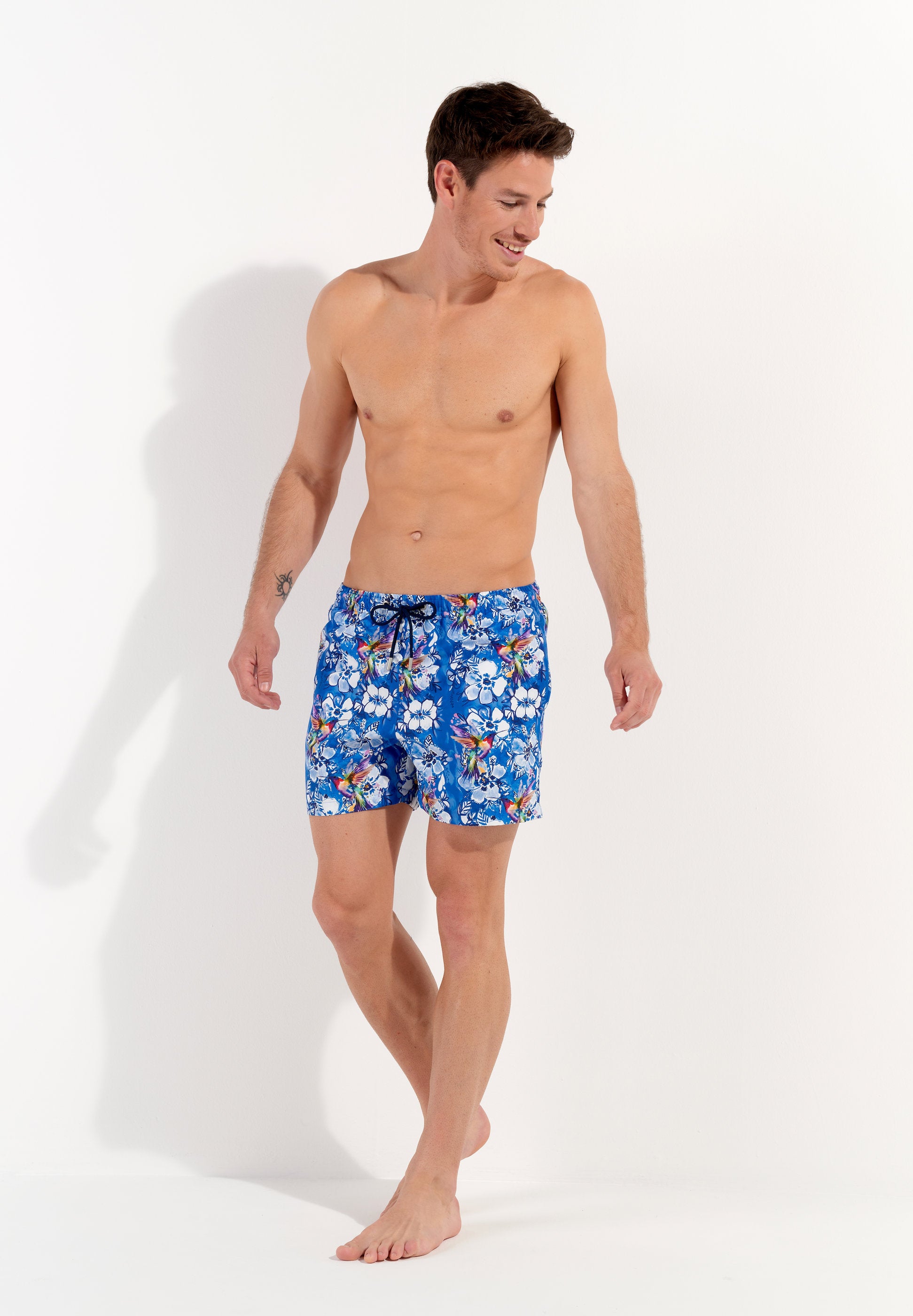 hom-colibris-boxer-de-plage-homme-bleu-imprim-floral image 3