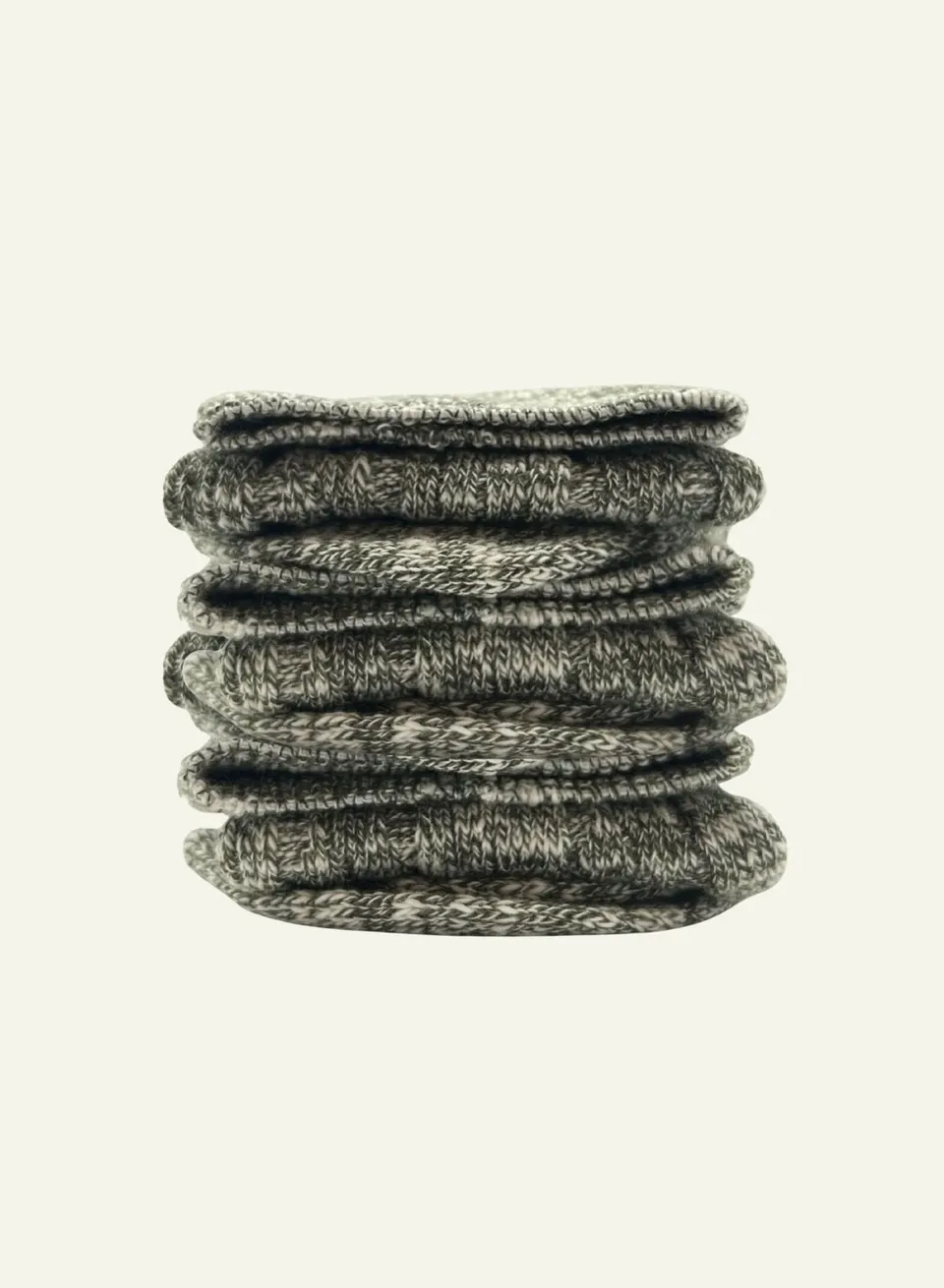 archiduchesse-cocooning-d-hiver-kaki-sombre-chaussettes-chaudes image 1