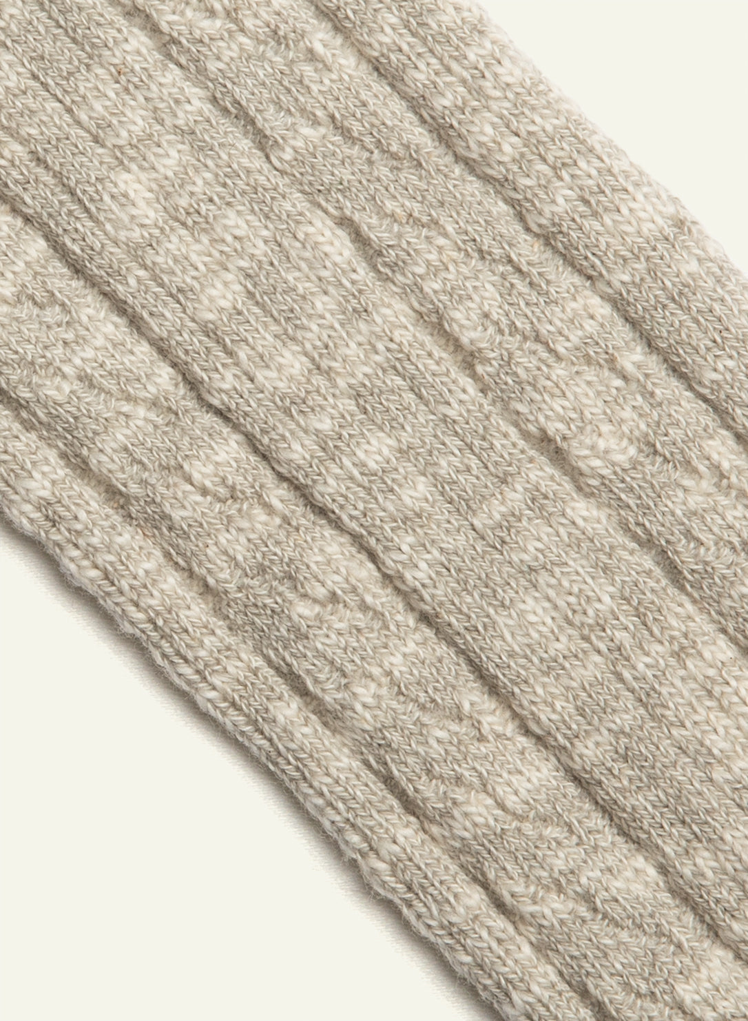 archiduchesse-cocooning-d-hiver-gris-chaussettes-chaudes image 6