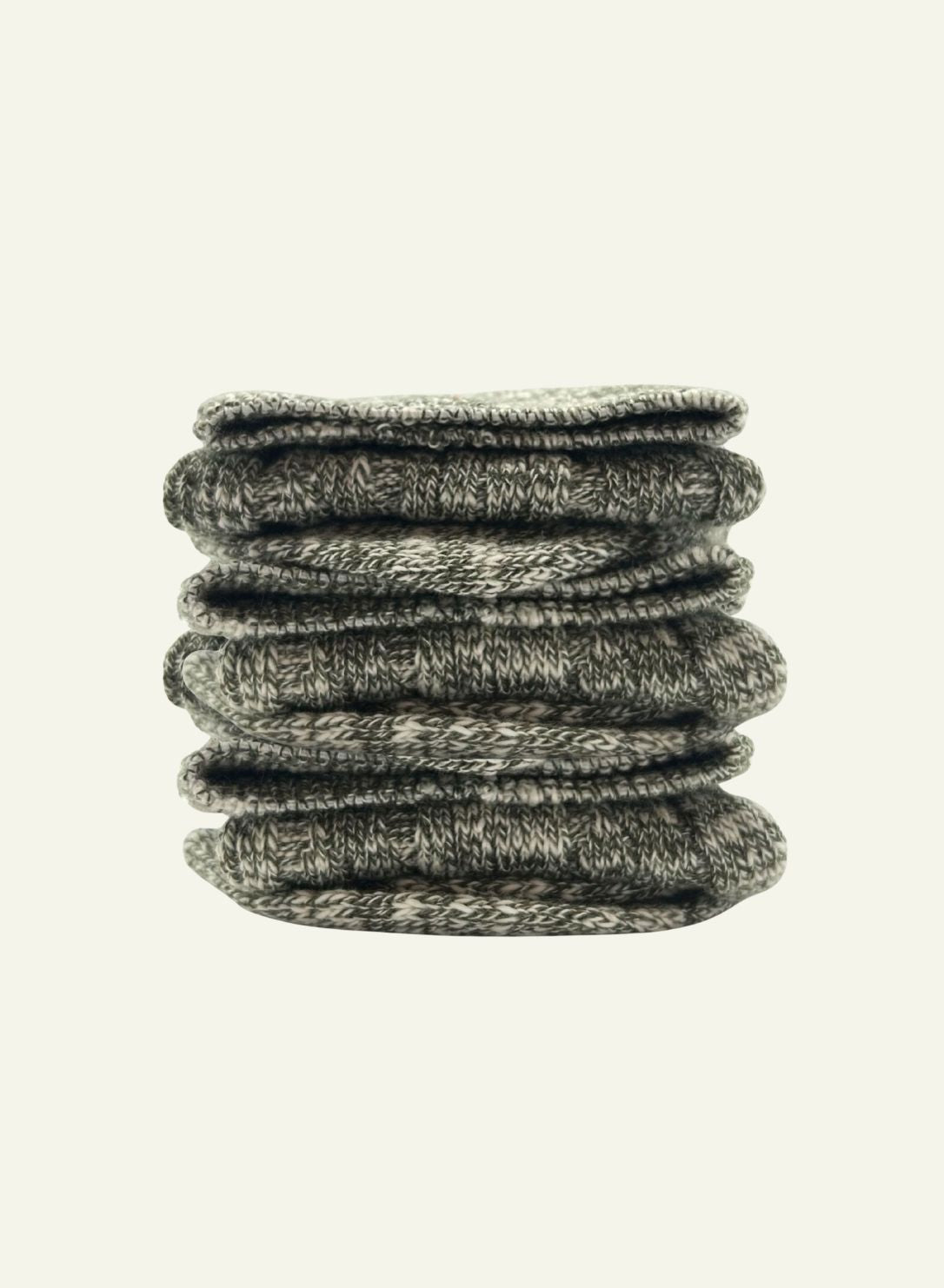 archiduchesse-cocooning-d-hiver-kaki-sombre-chaussettes-chaudes image 1