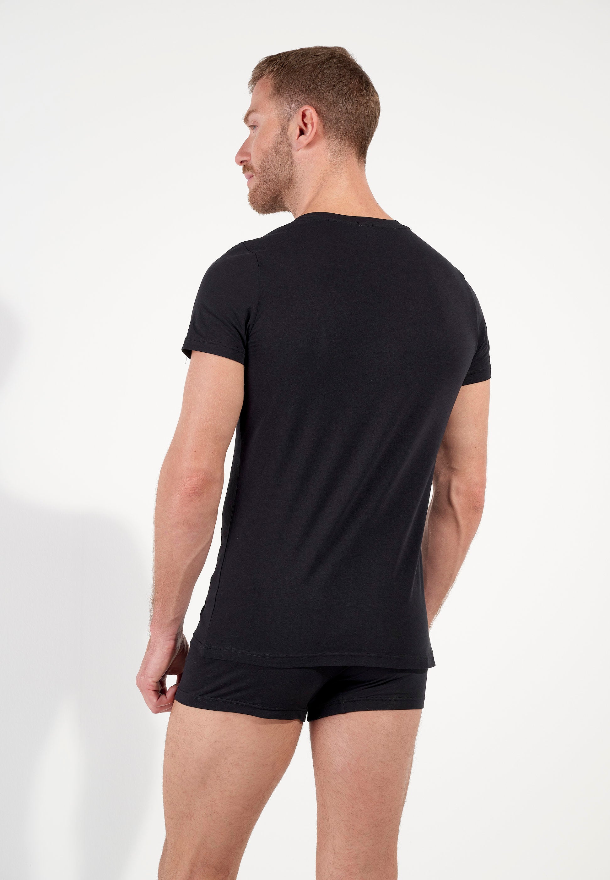 hom-supreme-cotton-tee-shirt-col-v-homme-noir-coton-stretch image 3