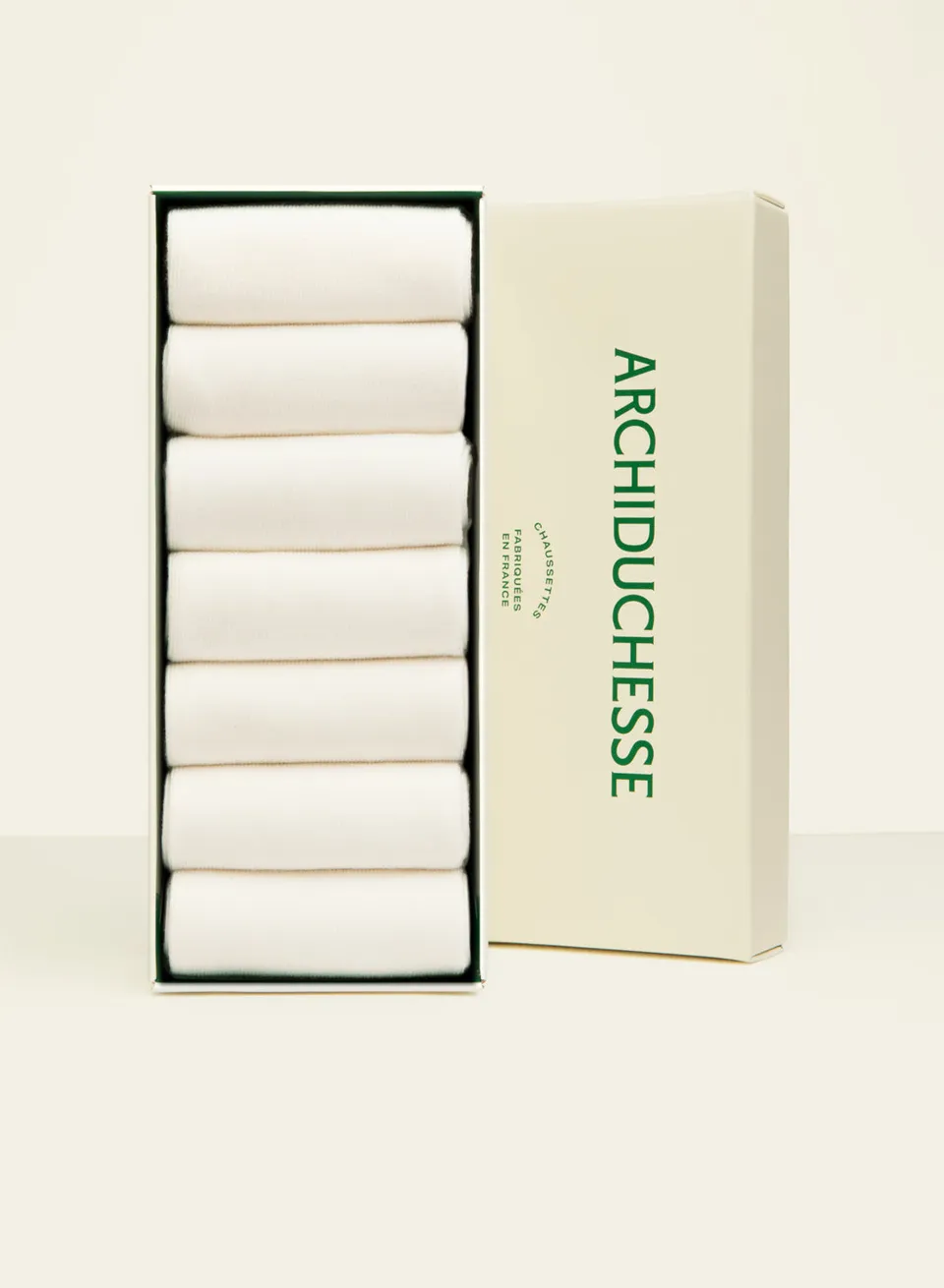 archiduchesse-de-ville-blanc-mouton-chaussettes-semainier-coton image 1