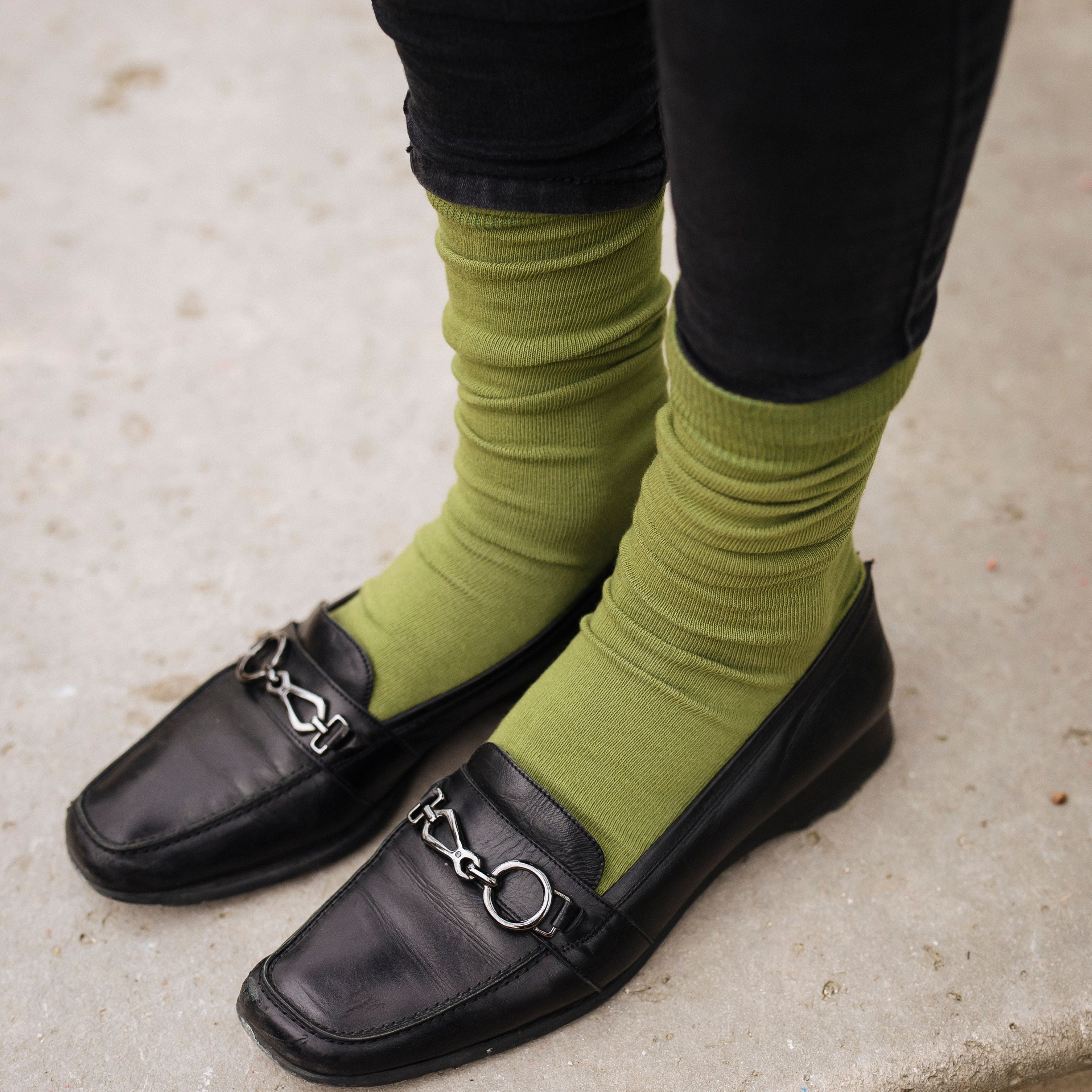 archiduchesse-de-ville-vert-olive-chaussettes-coton-mi-hautes image 3