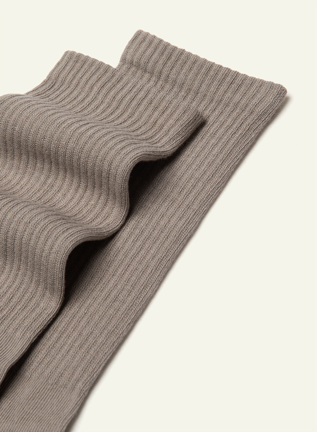 archiduchesse-bouclette-gris-cumulus-chaussettes-chaudes-courtes image 4