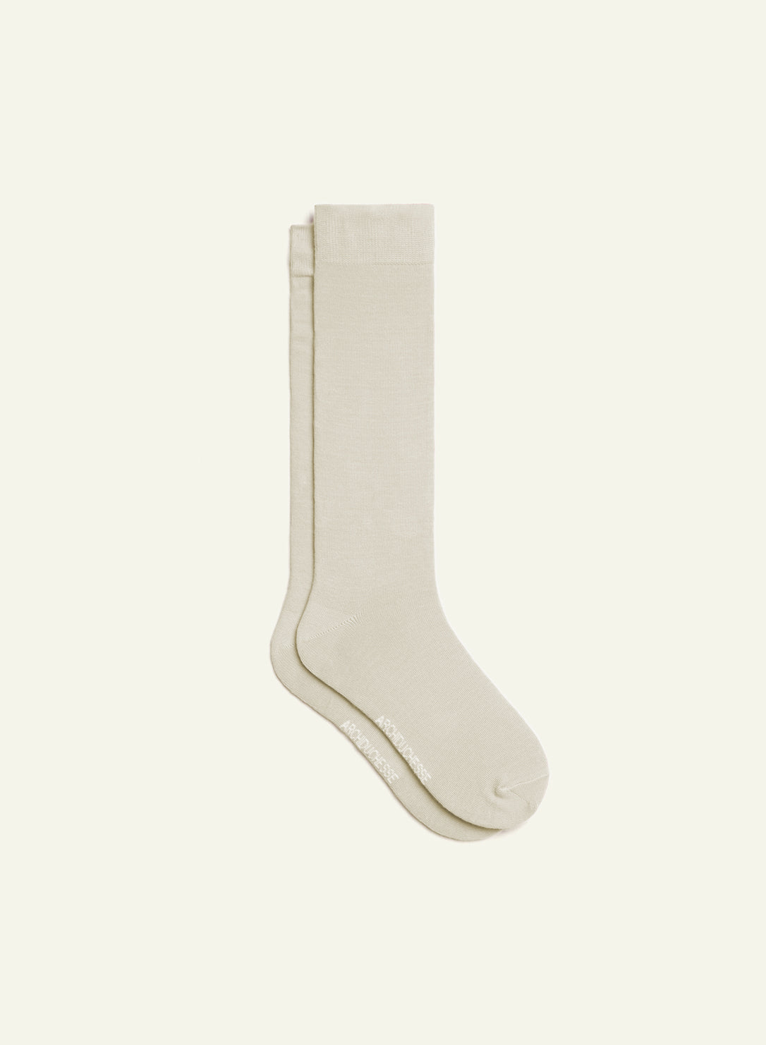archiduchesse-de-ville-beige-bout-ficelle-chaussettes-coton image 2