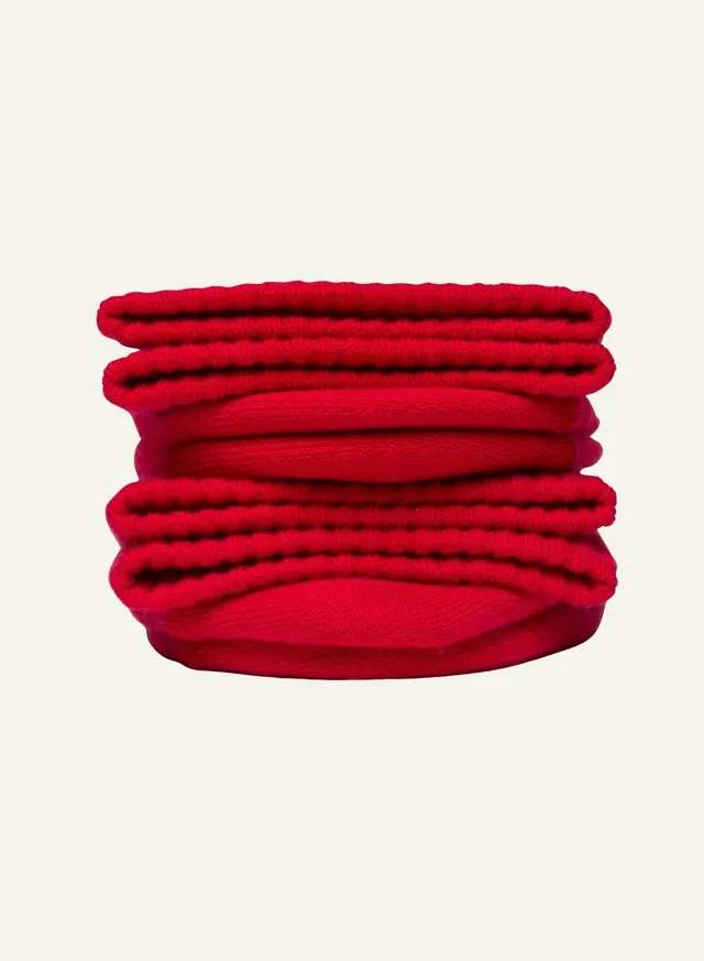 archiduchesse-bouclette-rouge-cardinal-chaussettes-chaudes image 1