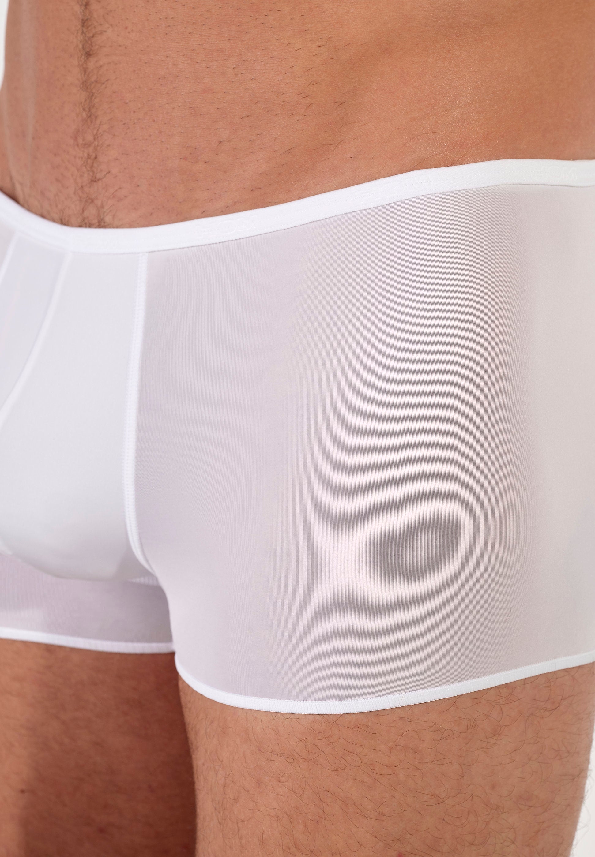 hom-plumes-404755-trunk-blanc-microfibre-seconde-peau image 5