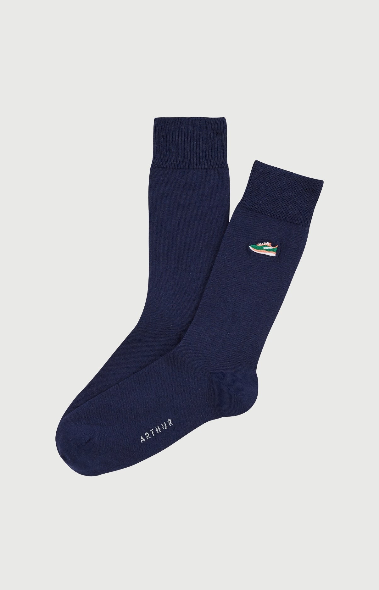 arthur-bob-chaussettes-brod-es-baskets-chaussettes-marine-coton image 1