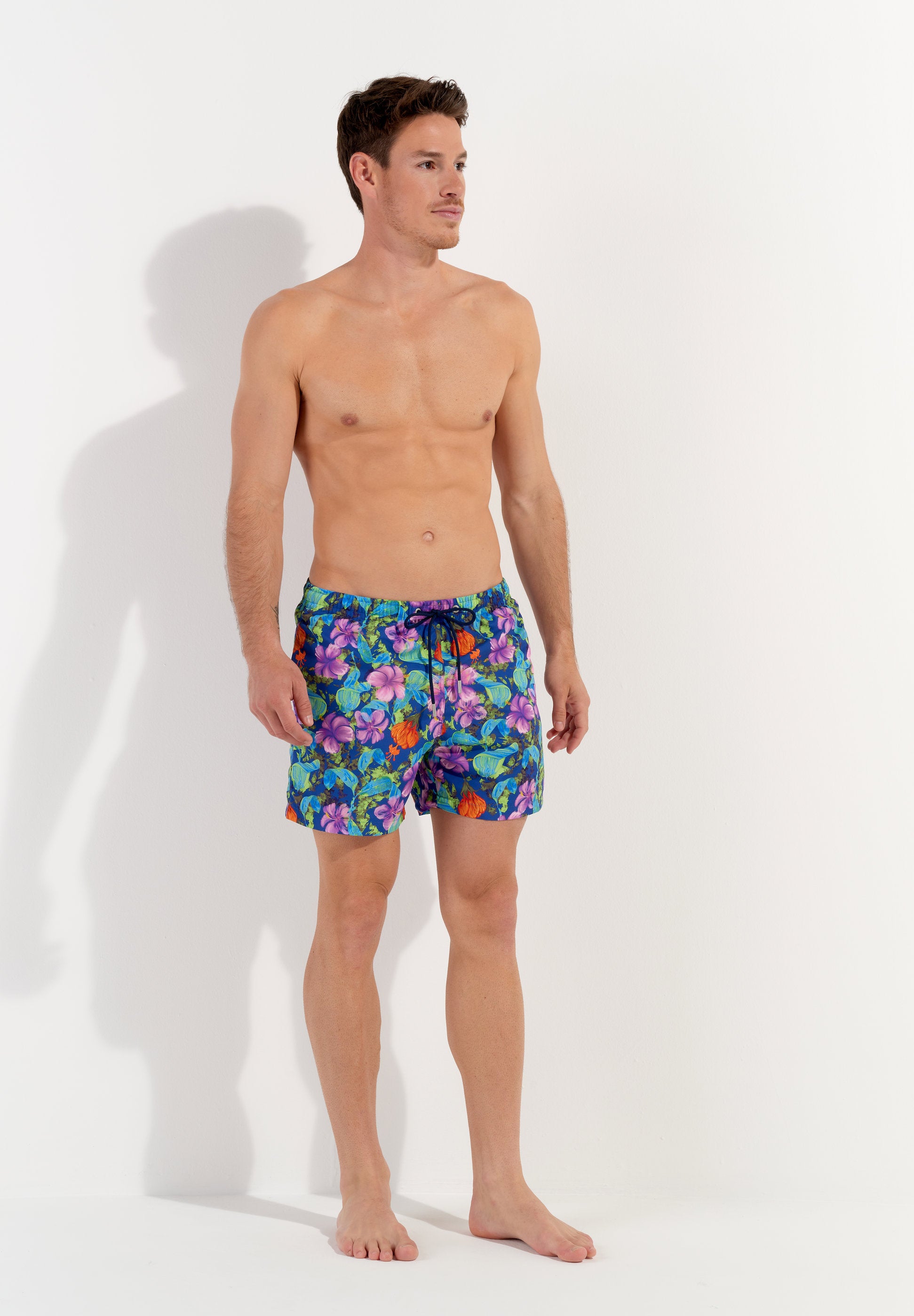 hom-h-fresh-balata-short-de-bain-homme-bleu-marine-fleurs image 3