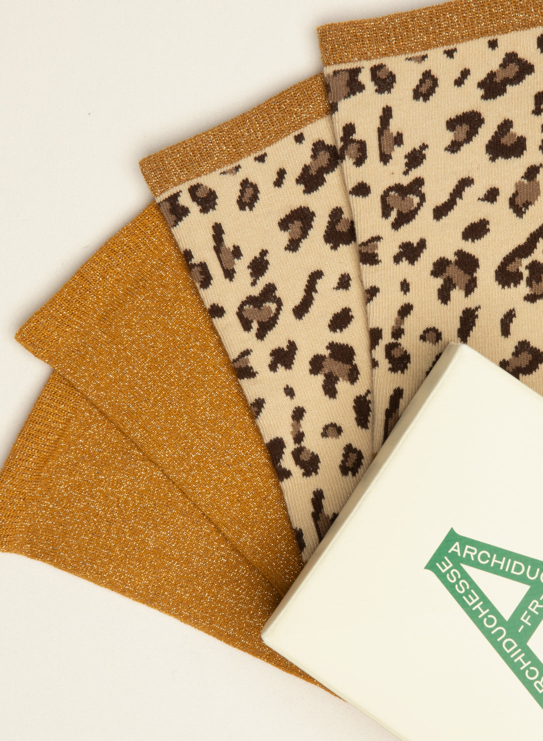 archiduchesse-paillet-e-duo-l-opard-miel-chaussettes-coffret image 3