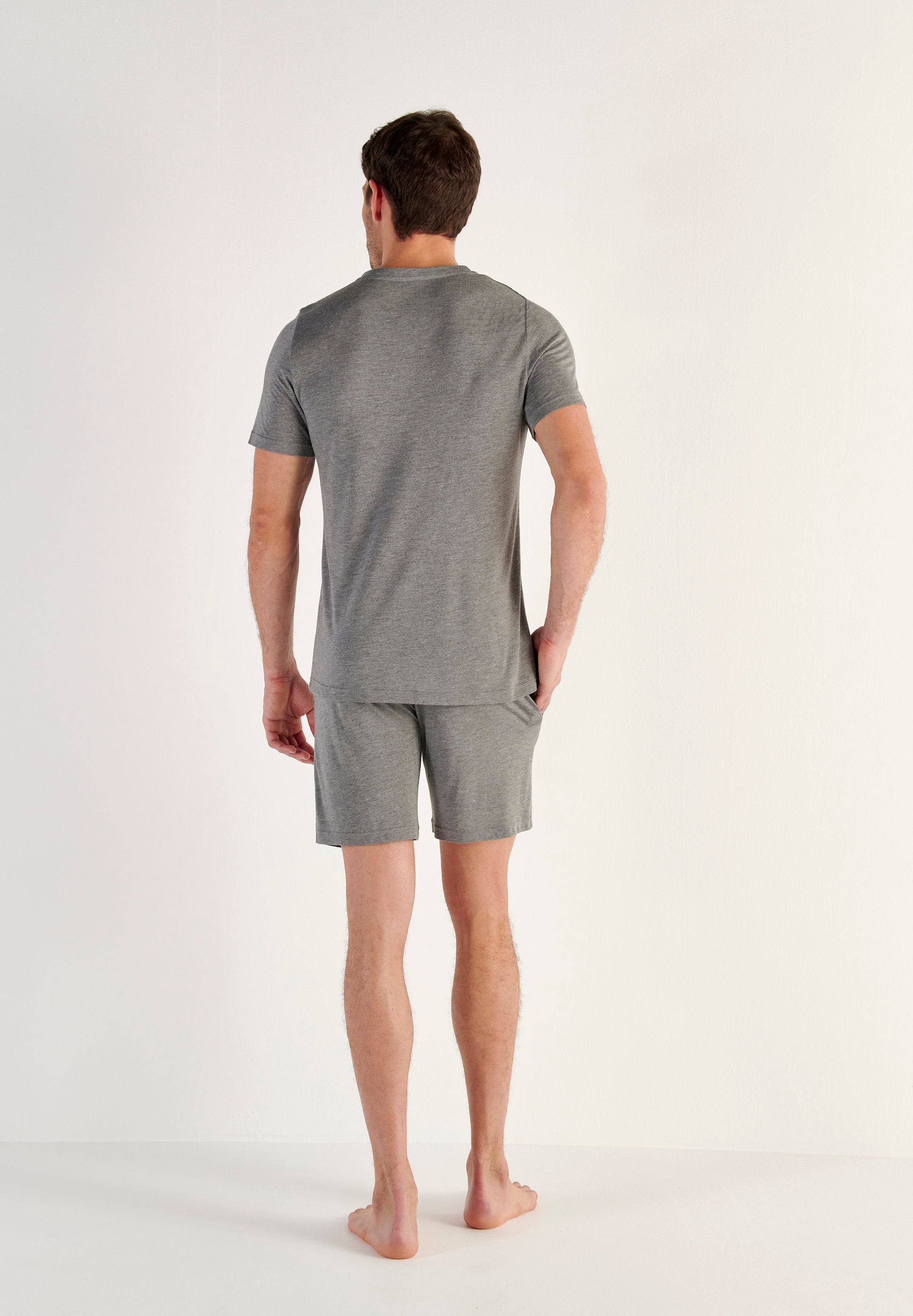 hom-cocooning-402184-t-shirt-col-v-gris-100-modal image 6