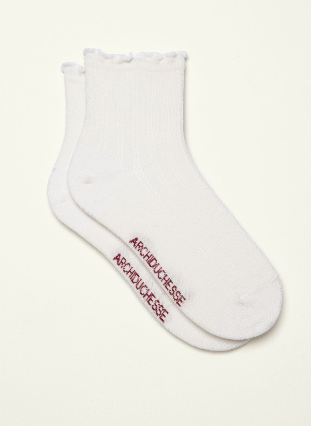archiduchesse-fantaisie-collerettes-blanc-mouton-chaussettes image 2