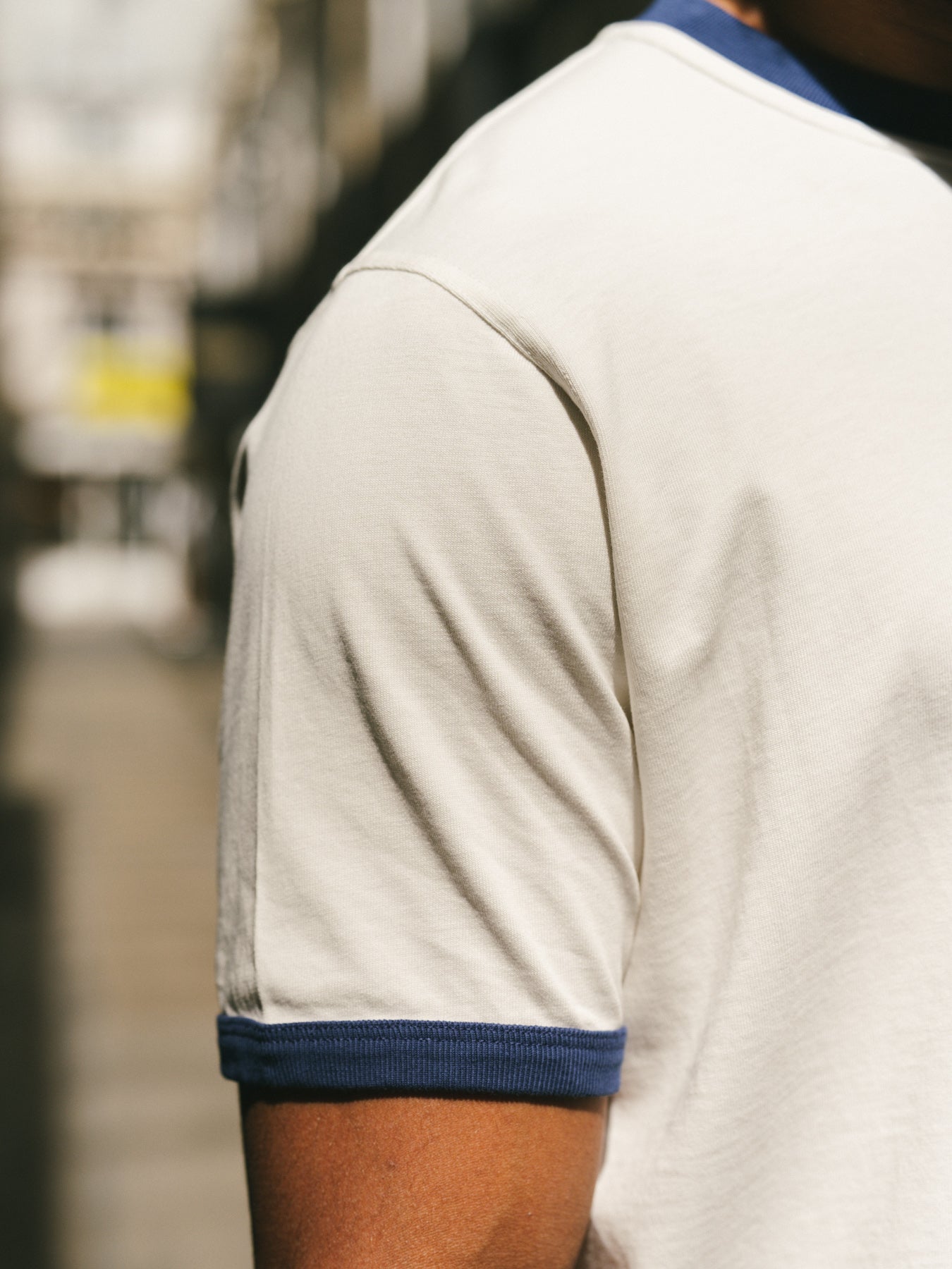 p-trone-varsity-t-shirt-manches-courtes-bleu-marine image 4