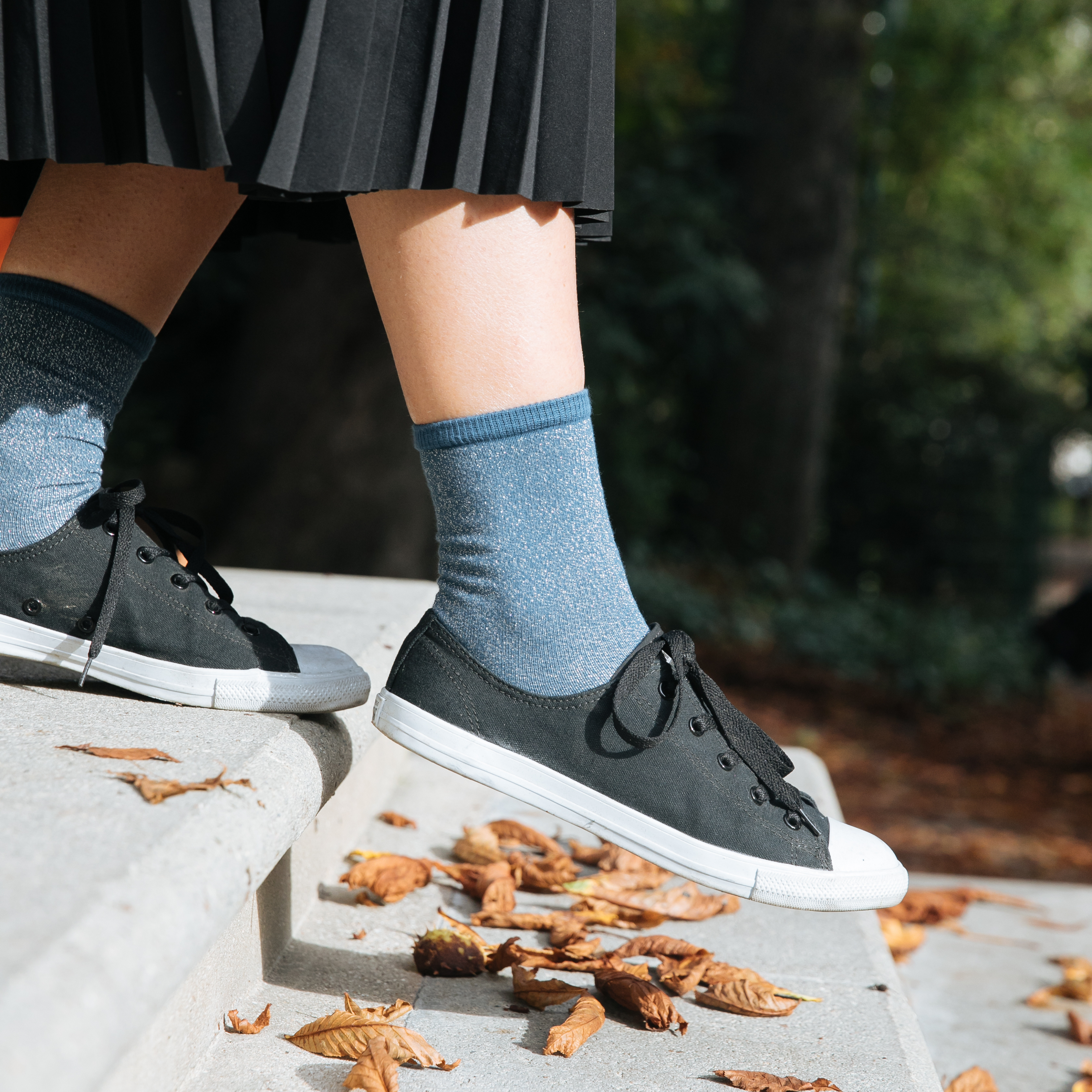 archiduchesse-paillet-e-l-illumin-e-bleue-chaussettes-femme-36-41 image 4