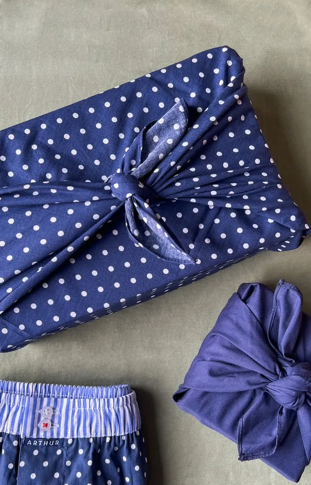 arthur-furoshiki-emballage-cadeau-coton-bleu-pois-lot-2 image 1