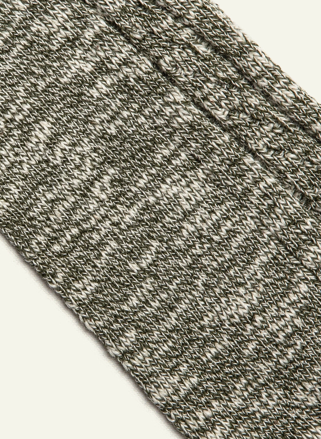 archiduchesse-cocooning-d-hiver-kaki-sombre-chaussettes-chaudes image 5