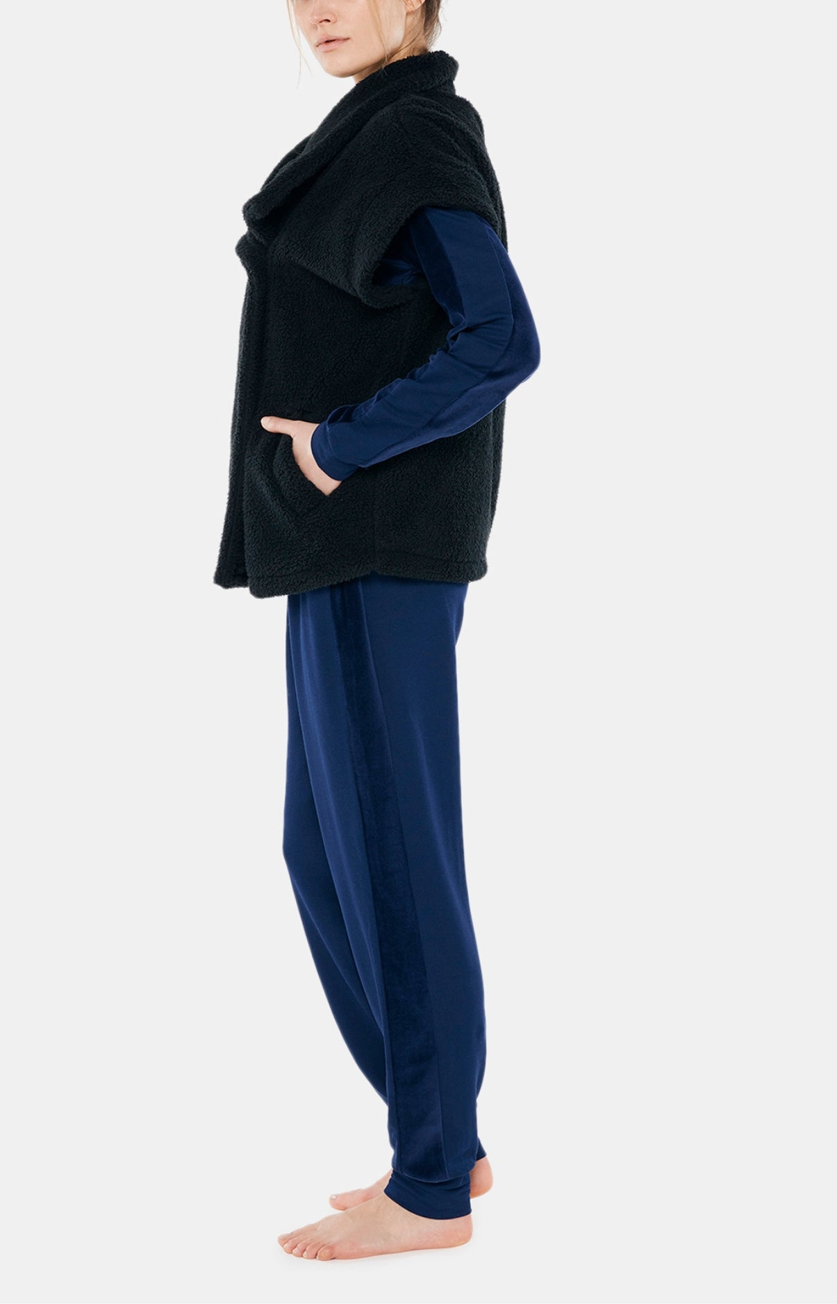 arthur-bob-gilet-femme-polaire-noir-40-42 image 2