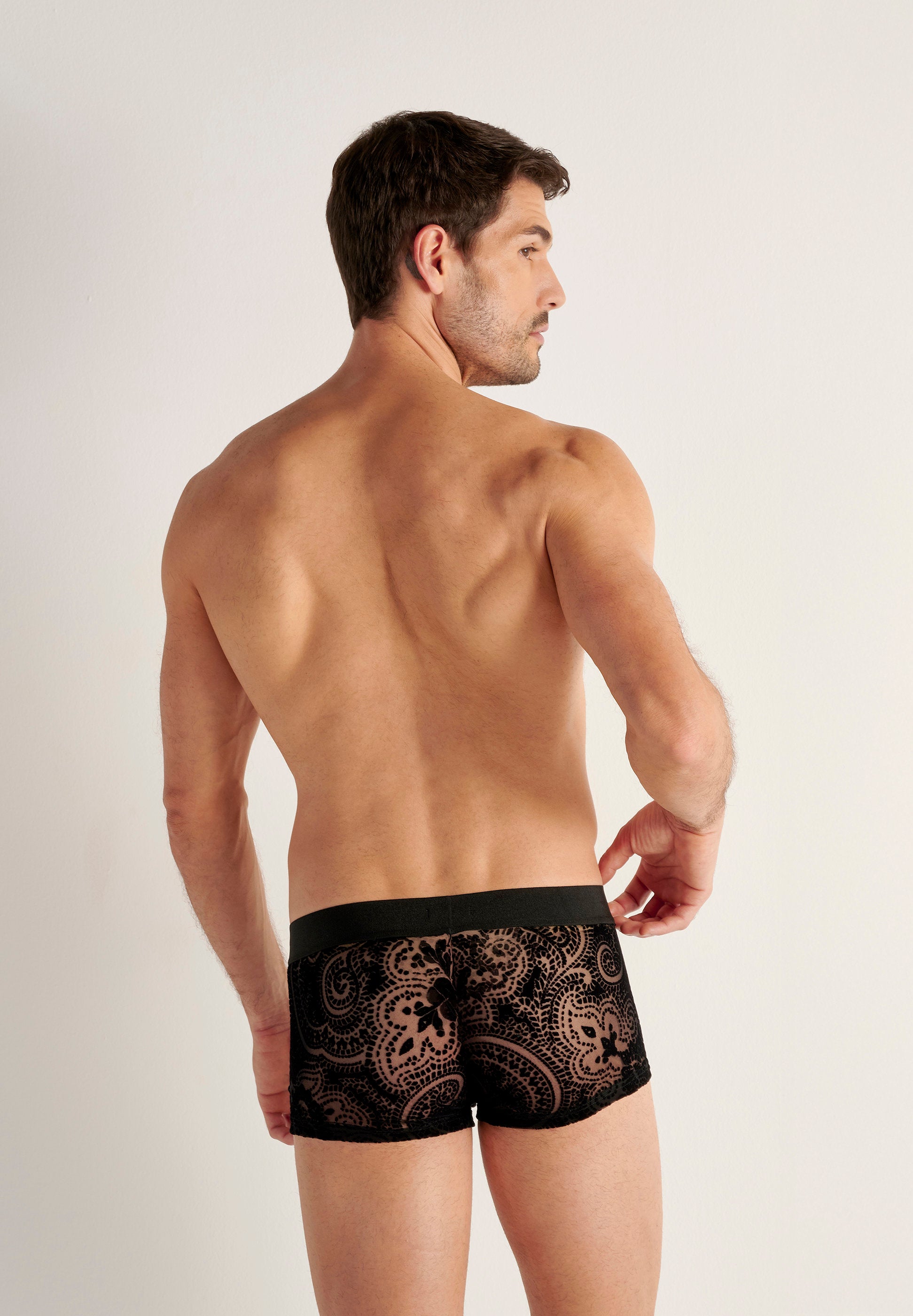 hom-rhapsody-trunk-homme-noir-velours-tulle-stretch image 3