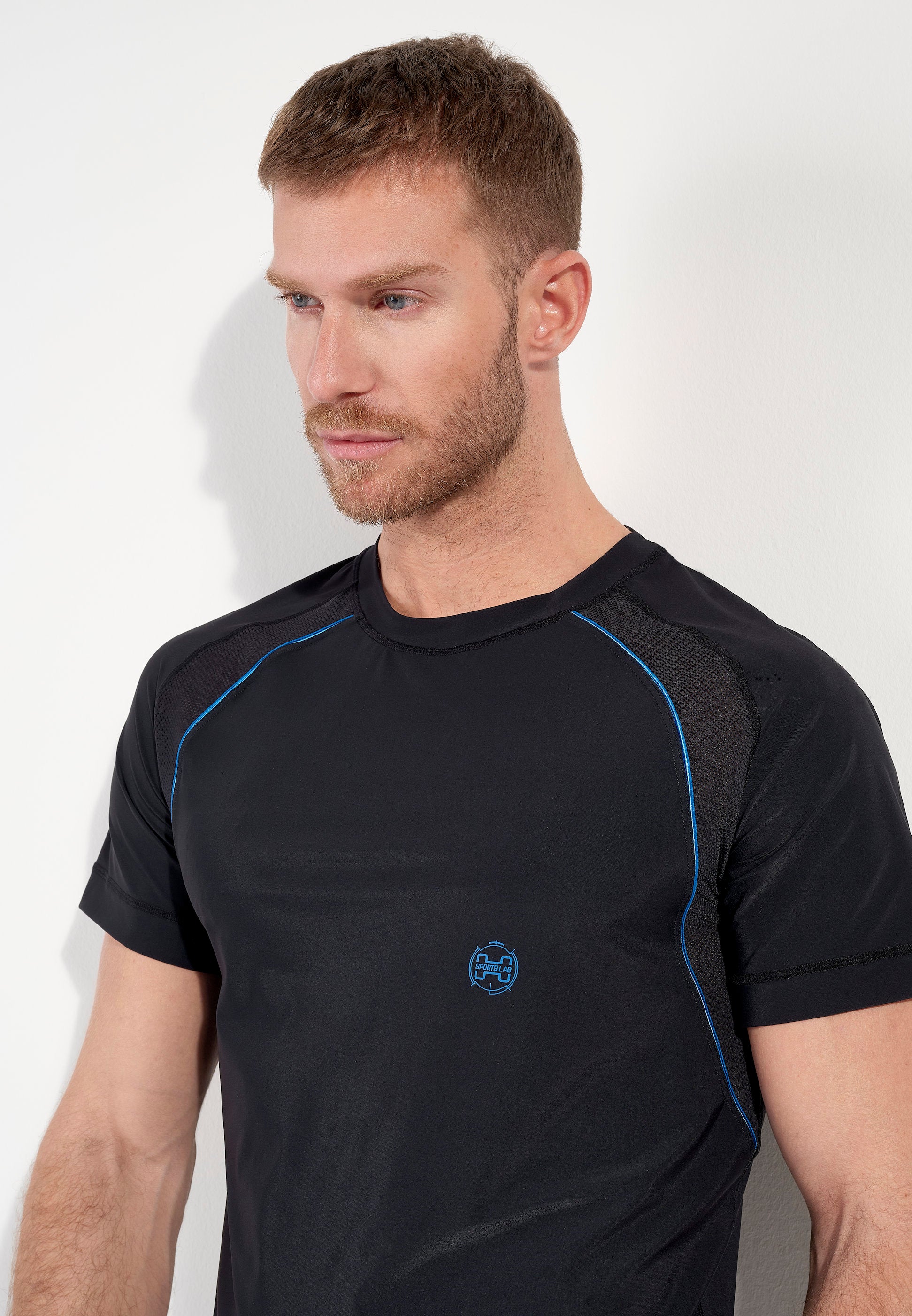 hom-sports-lab-403046-400004-tee-shirt-sport-homme-noir image 6