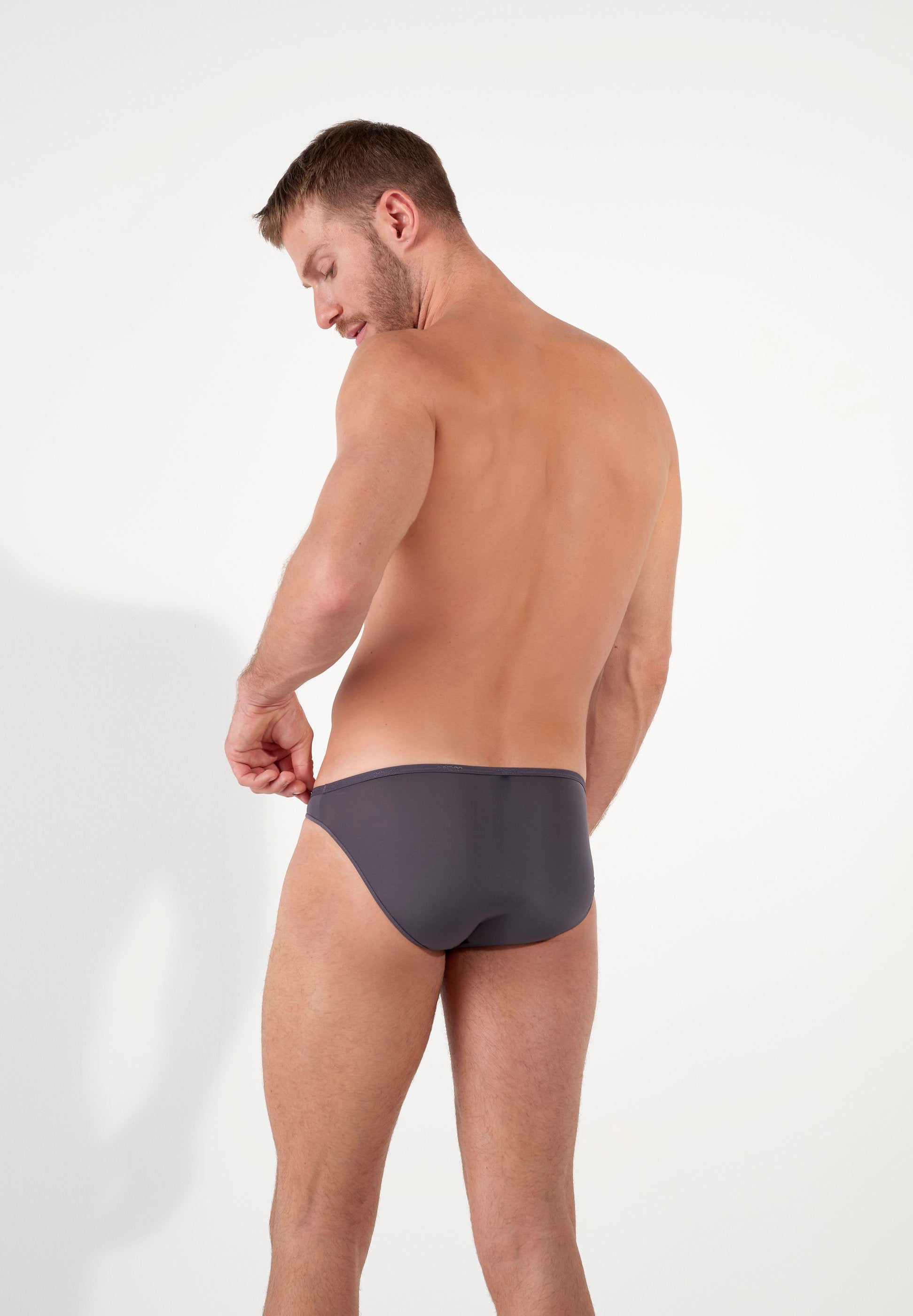 hom-plumes-micro-slip-homme-anthracite-microfibre-invisible image 3
