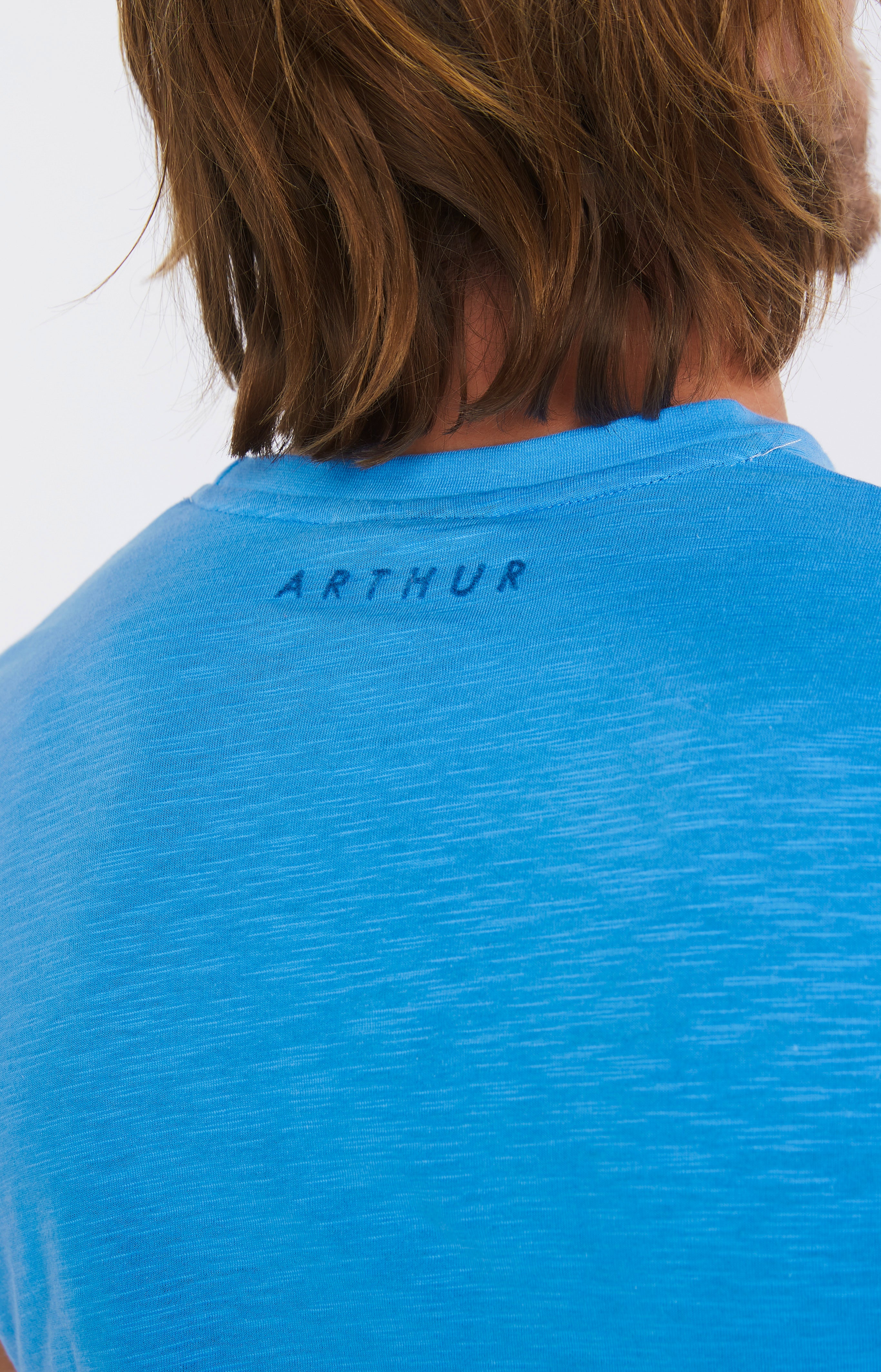 arthur-bob-tee-shirt-homme-coton-bio-azur-uni image 4