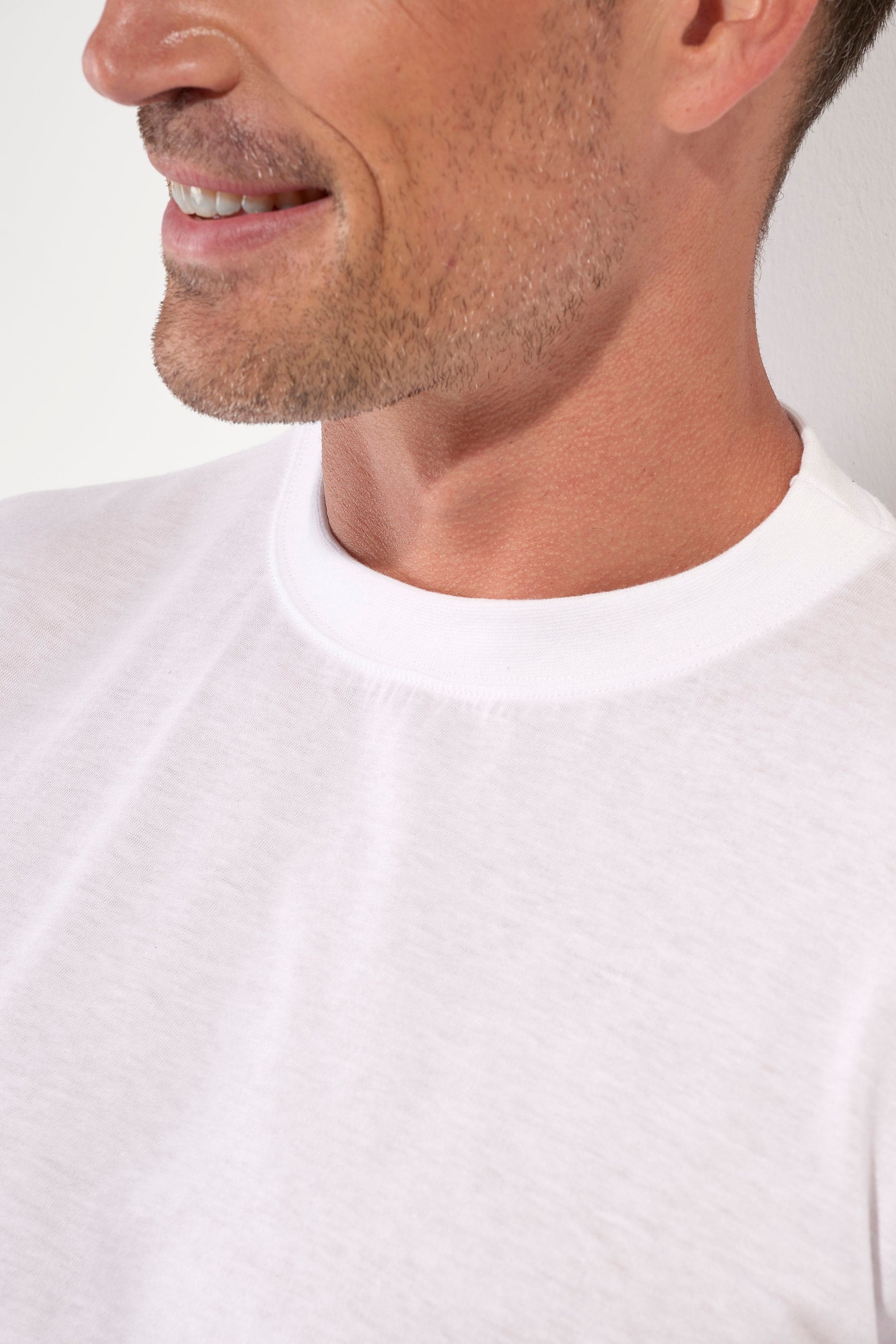hom-harro-t-shirt-col-rond-coton-blanc image 5