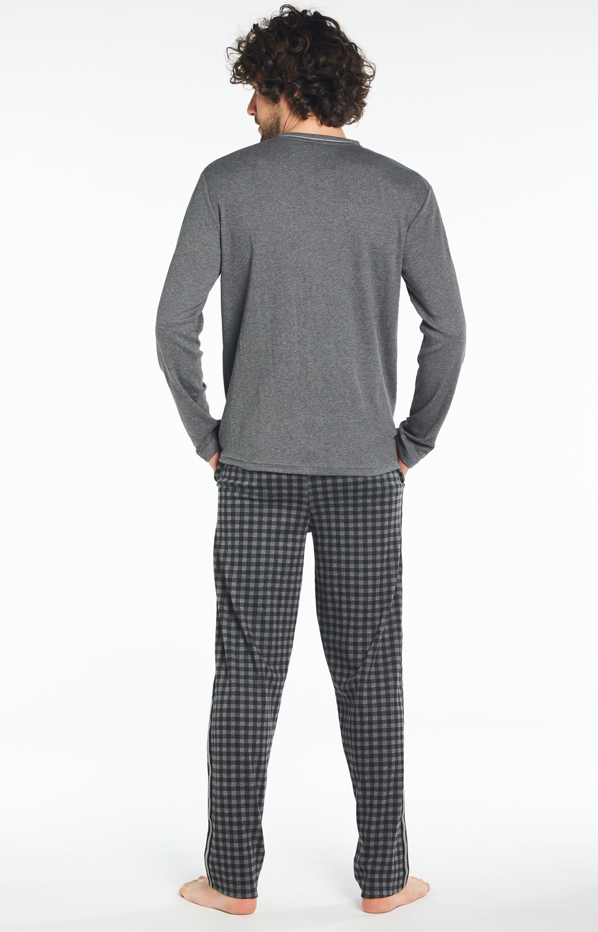 arthur-bob-karl-pyjama-long-homme-noir-interlock image 5