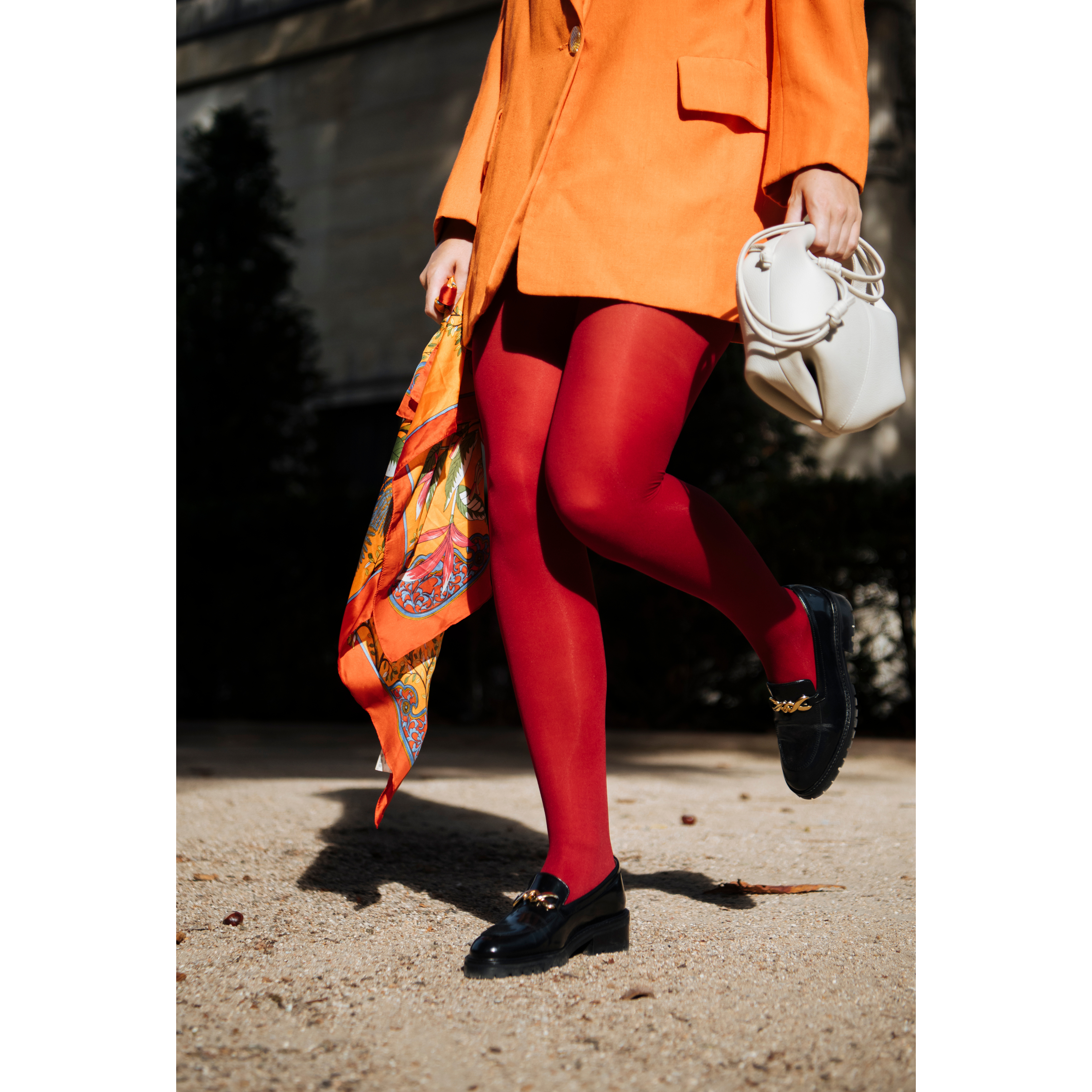 archiduchesse-fantaisie-rouge-carmin-collant-40-deniers-1-2 image 2